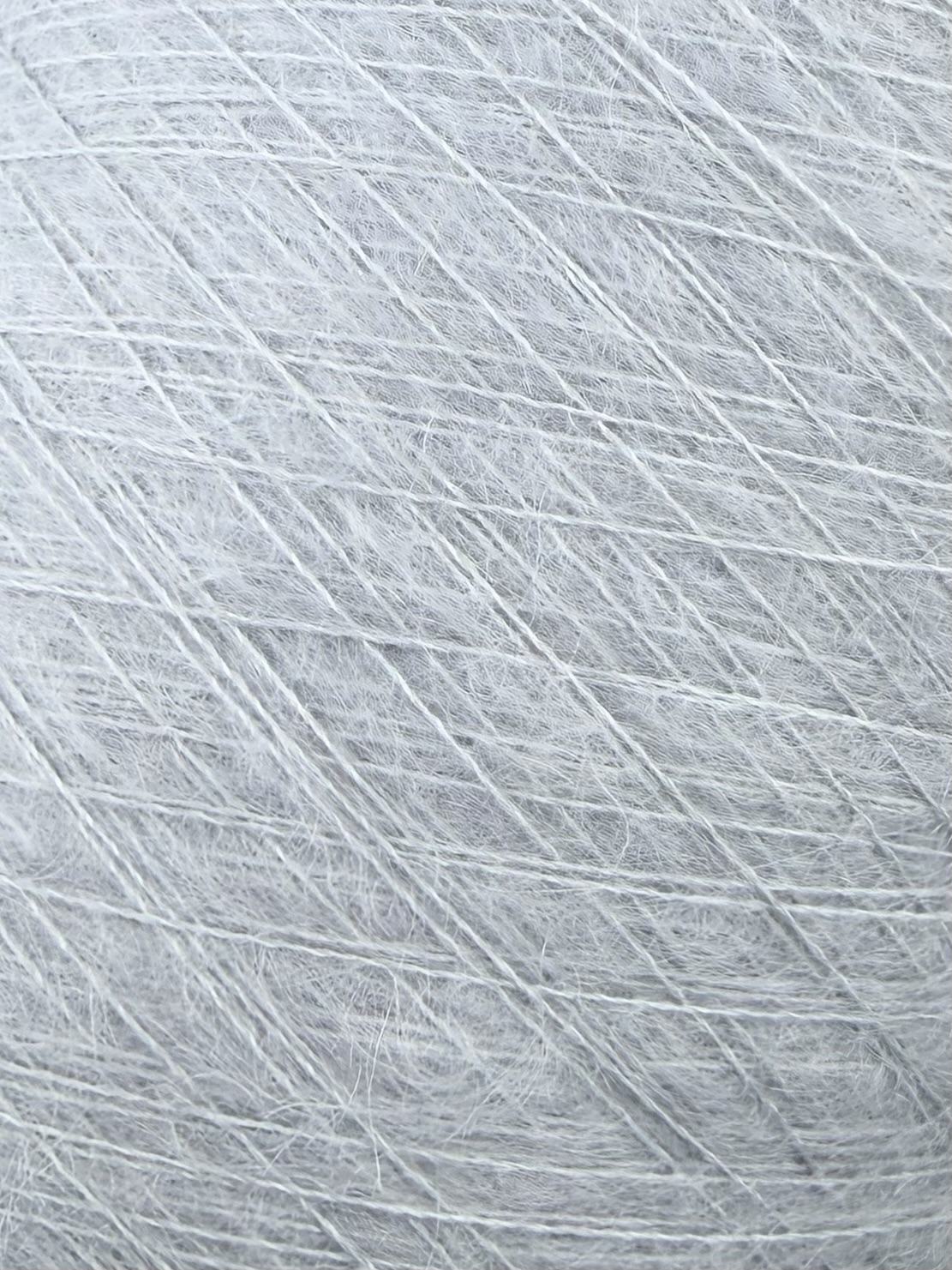 Royal Kid Silk Nm 9000 – Garn aus Super Kid Mohair und Seide col. Helles Perlgrau | Zimpfer Wolle Selezione foto 4